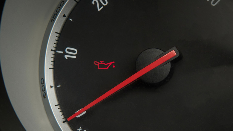 Red oil pressure warning lamp