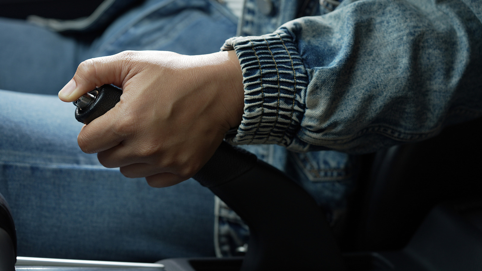 Why You Should Skip The Parking Brake If You're Going On Vacation