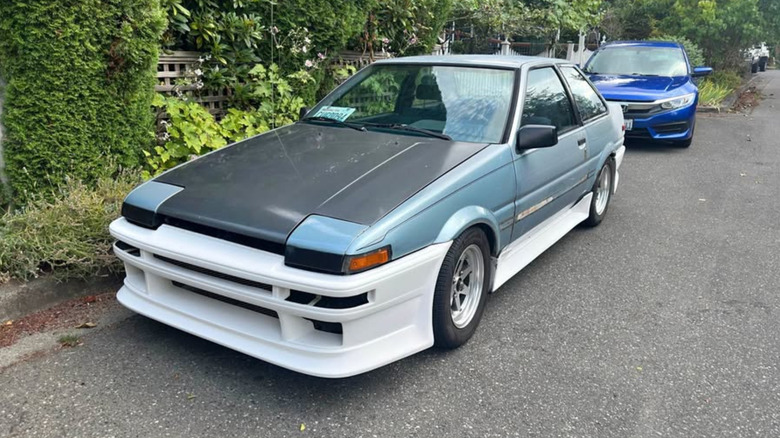 Blue and white AE86