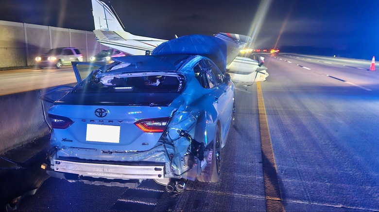Florida plane crash with a car
