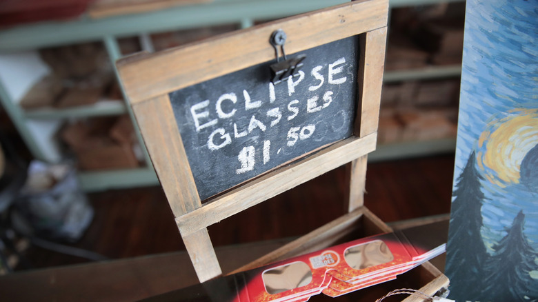 Hopkinsville, Kentucky eclipse glasses for sale