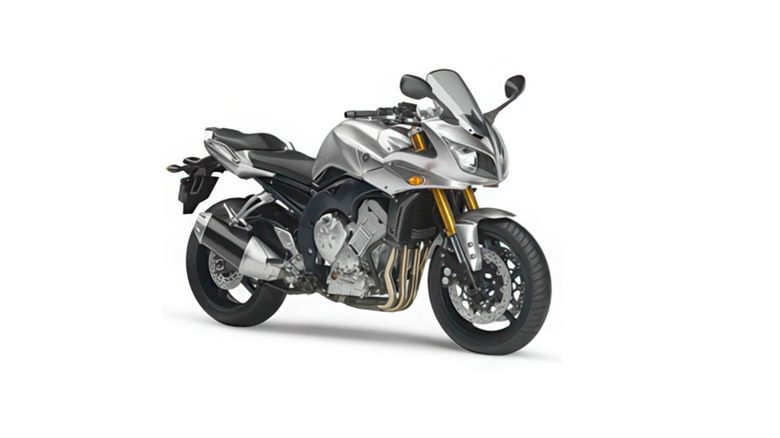 Yamaha FZ1 Fazer front 3/4 view