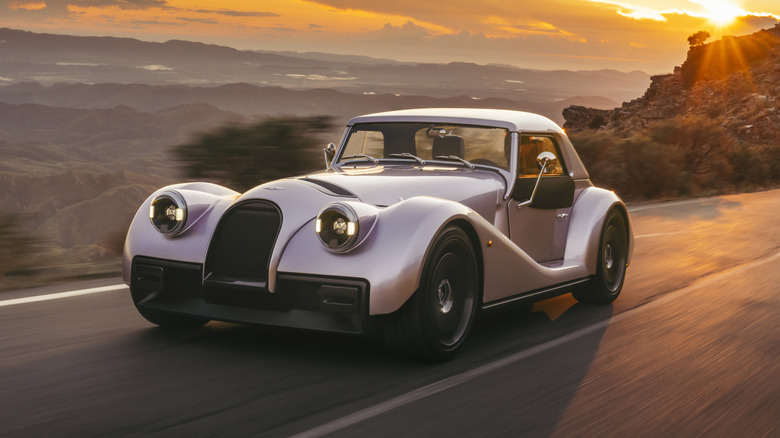 Morgan Supersport in motion.