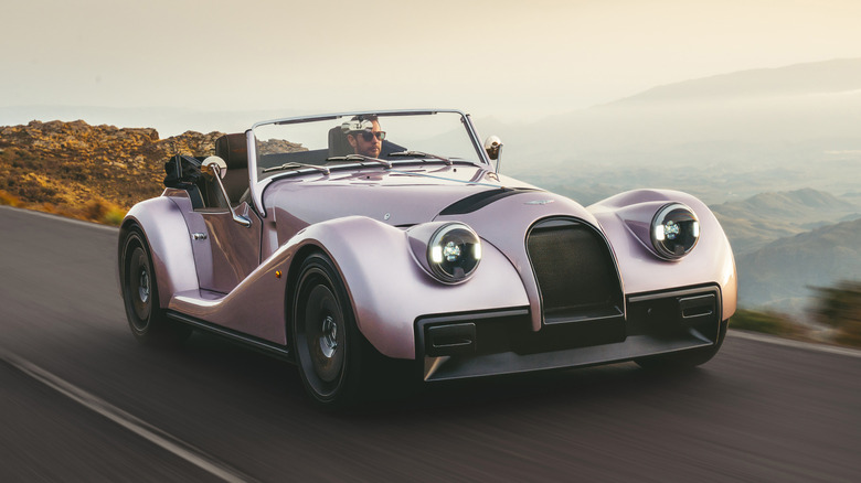 Morgan Supersport in motion.