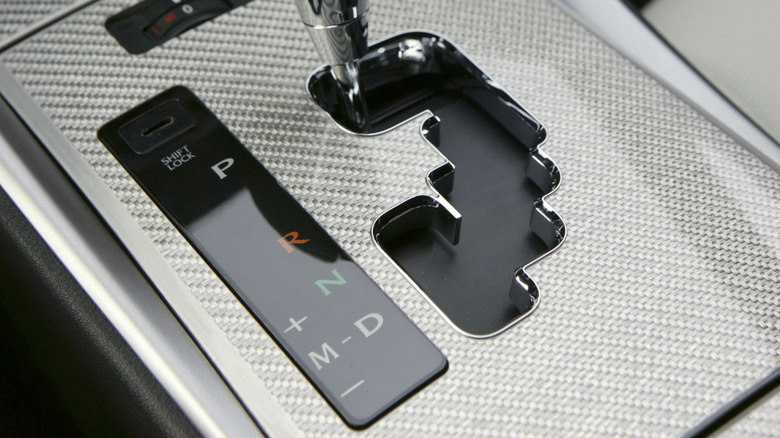 The Lexus ISF's automatic transmission shift gate with accompanying carbon fiber trim.