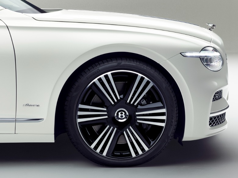 Refreshed Bentley Flying Spur Azure