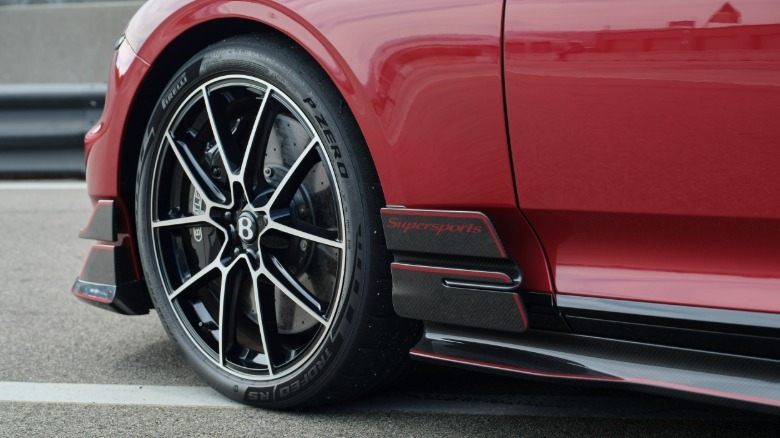 Front wheel detail of a 2027 Bentley Supersports