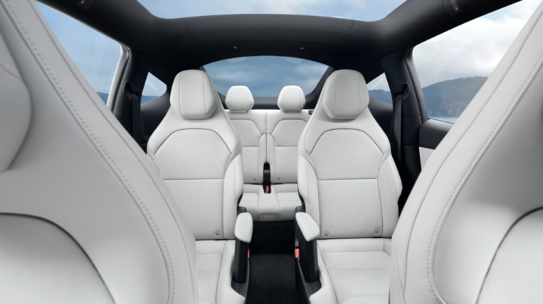 Tesla Model Y L Premium Launch Edition