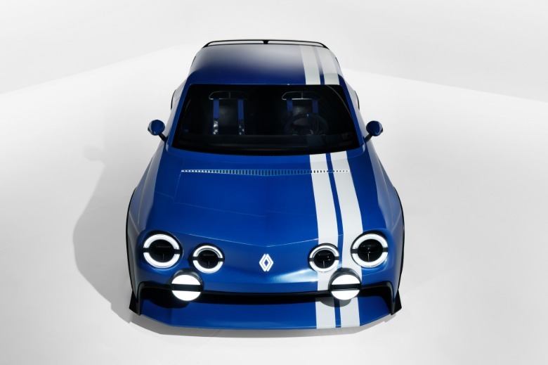 Top-down view of the Renault 8 Gordini concept