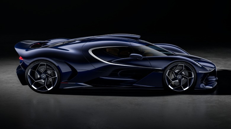 Side view of the Bugatti Destrier