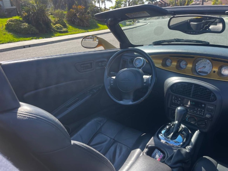 2002 Chrysler Prowler interior image