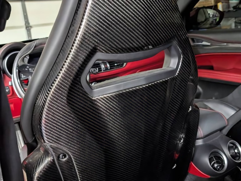 2018 Alfa Romeo Stelvio Quadrifoglio carbon fiber seat frame image
