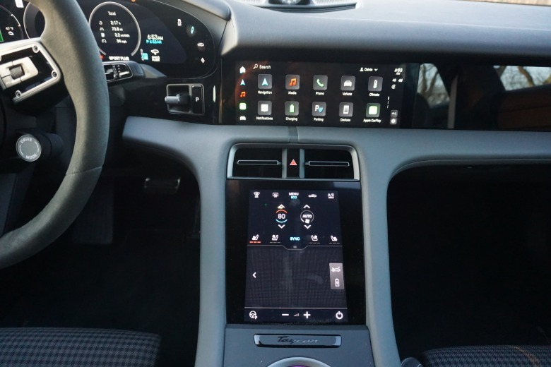 2025 Porsche Taycan 4 dashboard