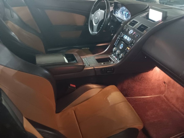 2009 Aston Martin V8 Vantage