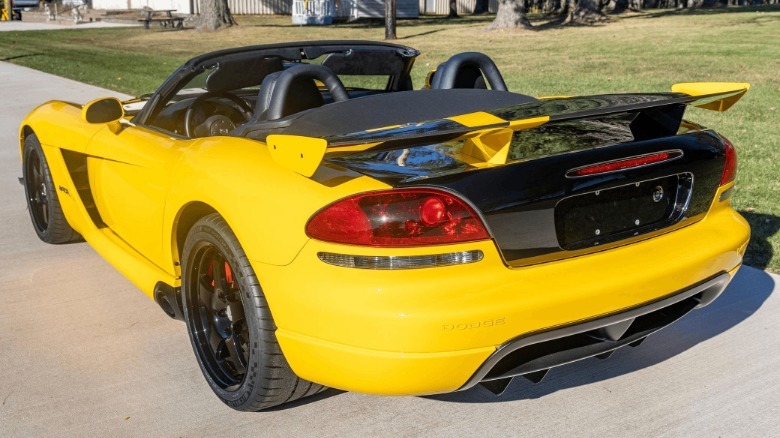 2010 Dodge Viper ACR Roadster rear 3/4 yellow