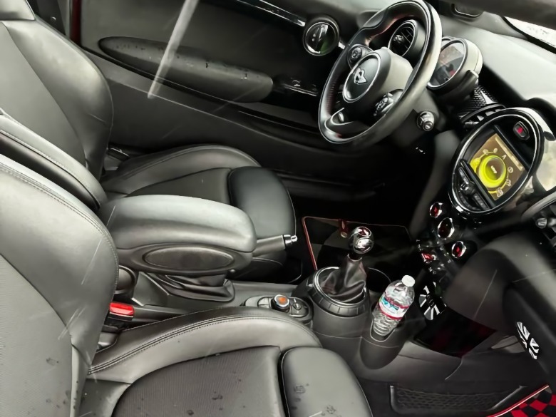 2015 Mini Cooper S Interior image