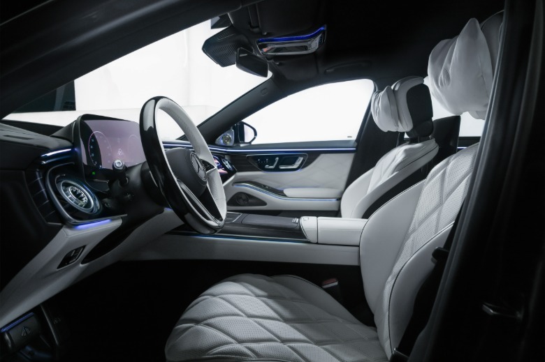 2027 Mercedes-Maybach S-Class front seats