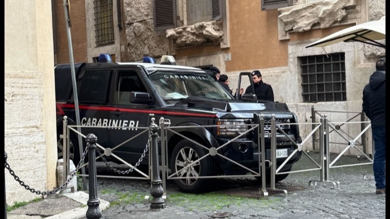 Armored Carabinieri Land Rover