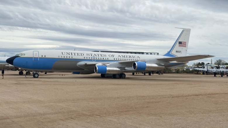 Side view of JFK's Air Force One on display at the Pima Air and Space Museum