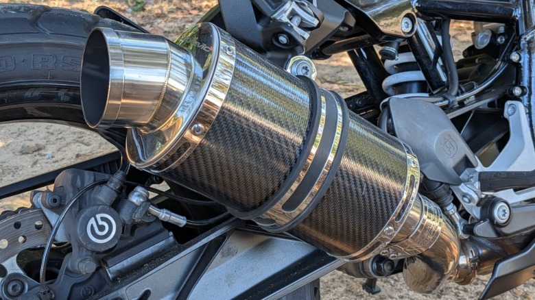 2019 Husqvarna Svartpilen 701 aftermarket exhaust