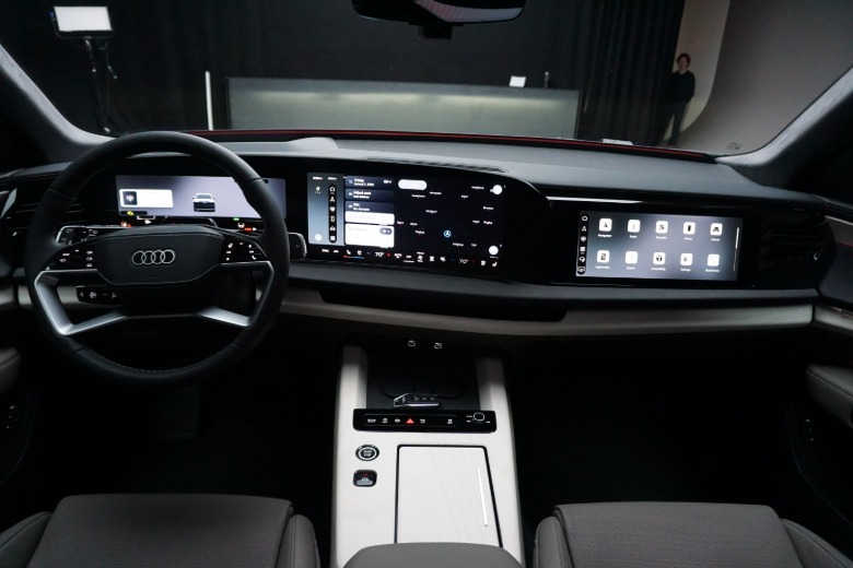 2027 Audi Q9 dashboard