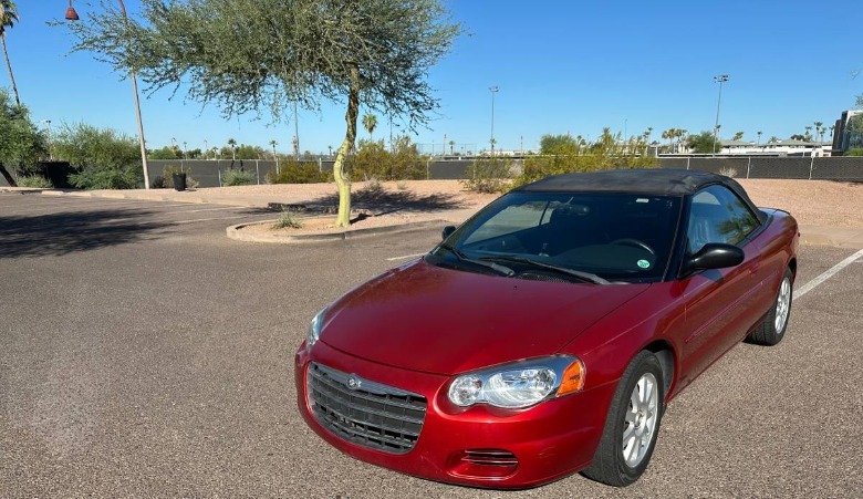2004 Chrysler Sebring GTC top up image