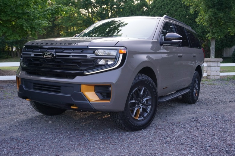 2026 Ford Expedition Tremor Console Vault