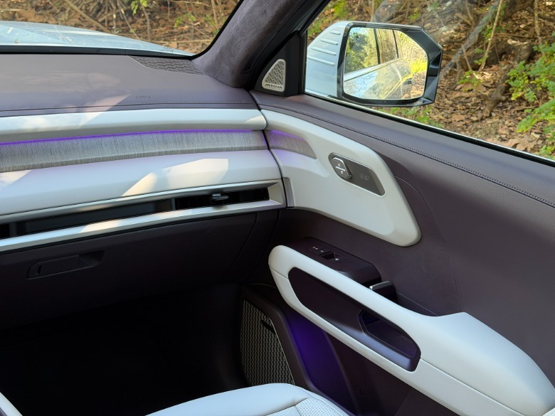 Dashboard detail of a 2027 Kia Telluride