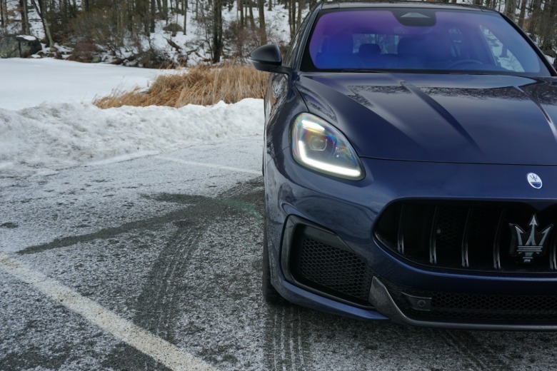 2026 Maserati Grecale Trofeo front end