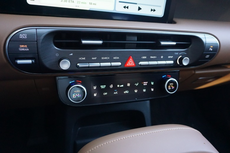 interior view of the 2026 Hyundai Palisade Hybrid