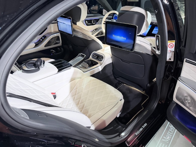 2027 Mercedes-Benz S-Class rear seat room