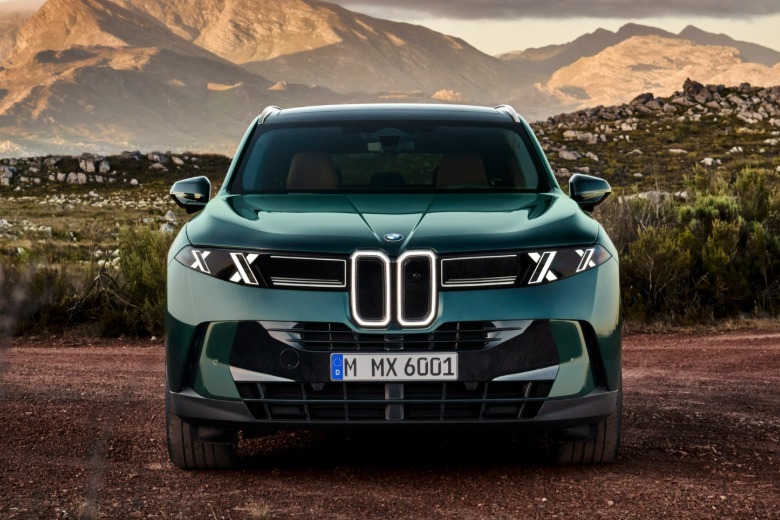 2027 BMW X5 40 grille