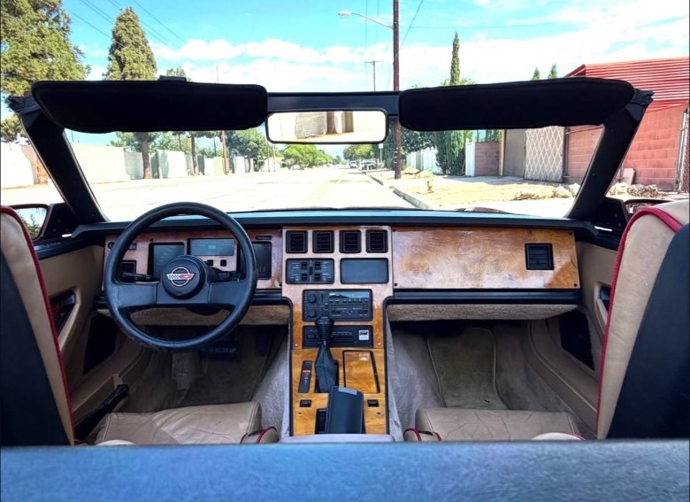1986 Chevy Corvette convertible dashboard image