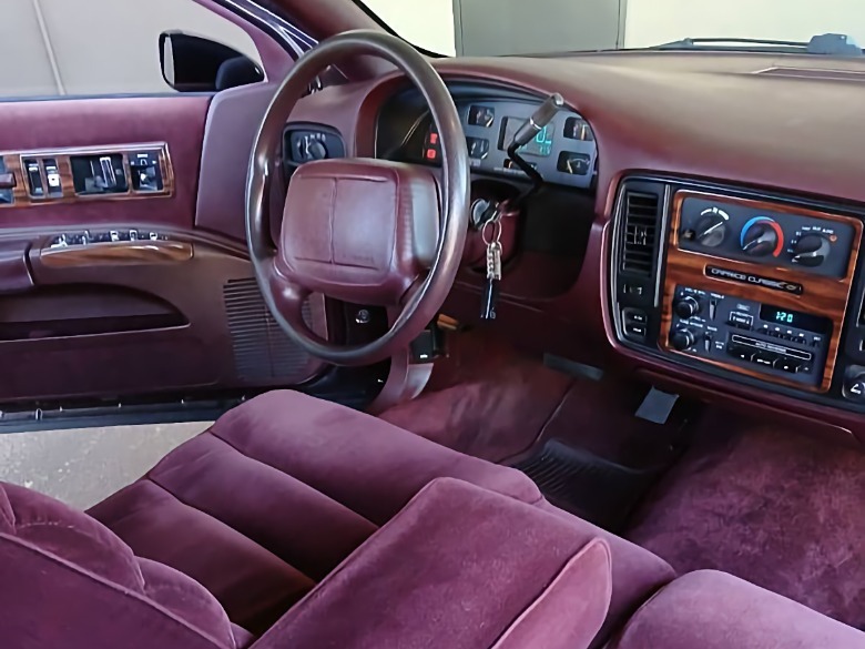 1994 Chevrolet Caprice Classic Estate dashboard image