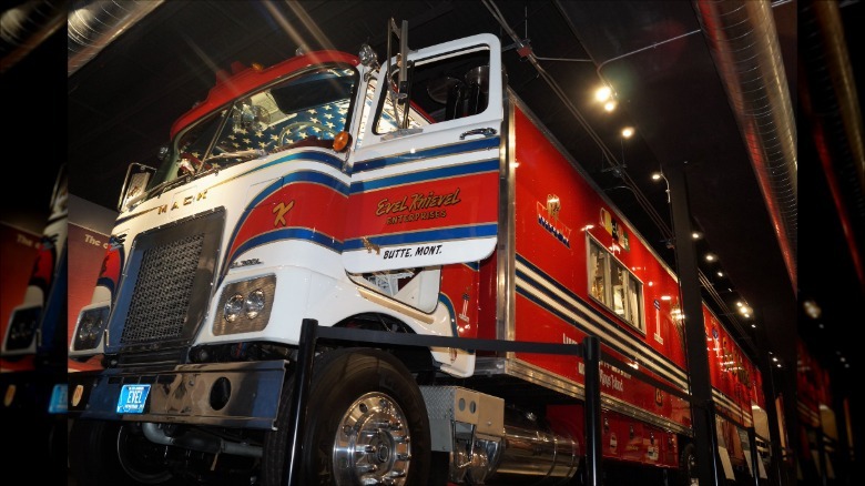 Front 3/4 view of Big Red