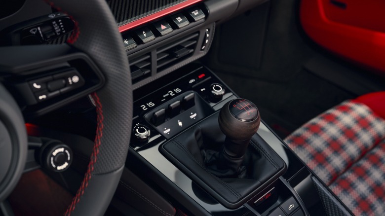 2027 Porsche 911 GT3 S/C shifter