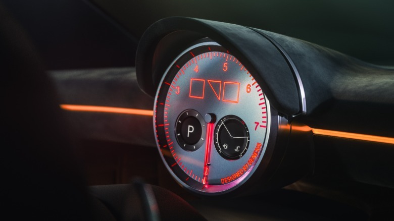 Gauge cluster in the Genesis Magma GT