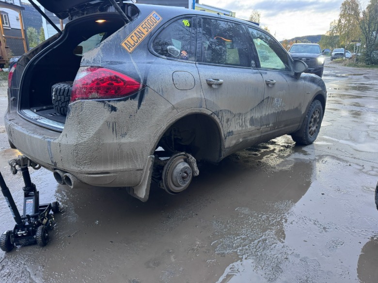 Washing the Canada off
