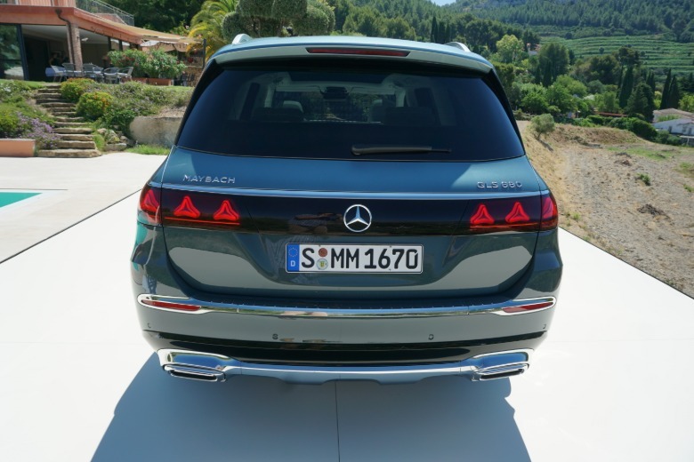2027 Mercedes-Maybach GLS680 rear