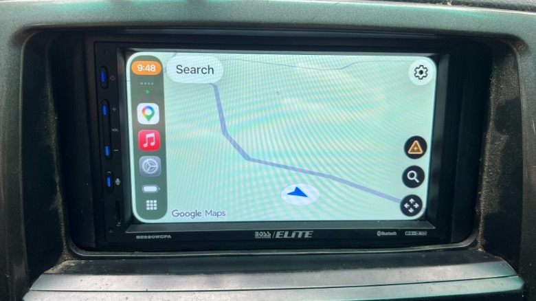 Google Maps on Apple CarPlay in a 2006 Toyota 4Runner