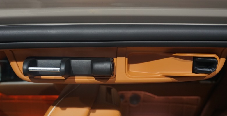2028 Genesis GV90 Neolun Arch Gate latch