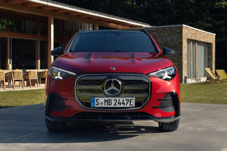 Front end of a red 2028 Mercedes-Benz GLA