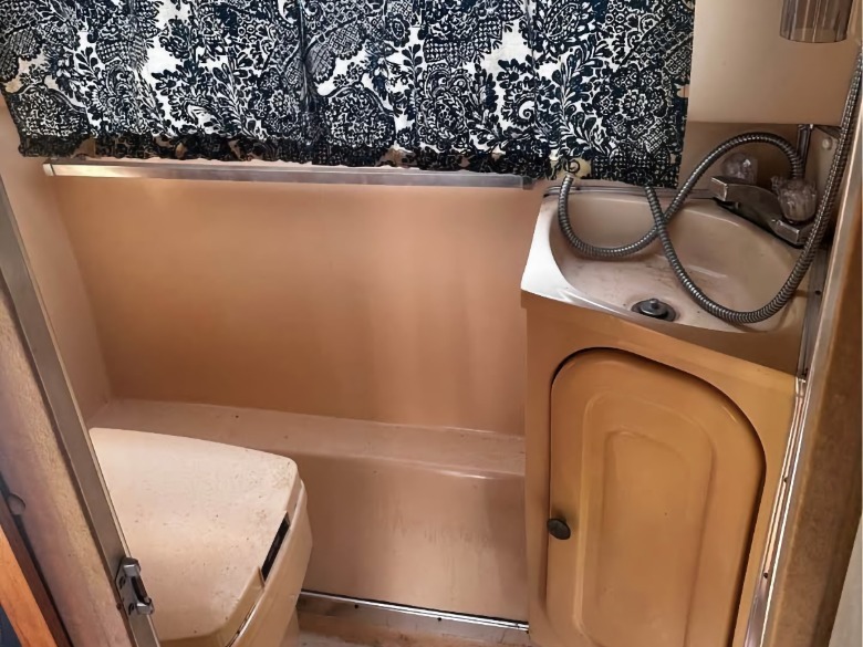 1985 Toyota Mirage Camper