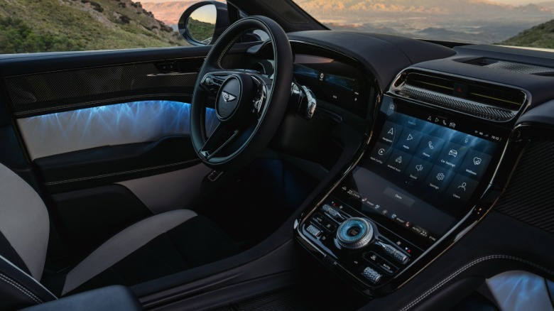 Dashboard of a Bentley Torcal