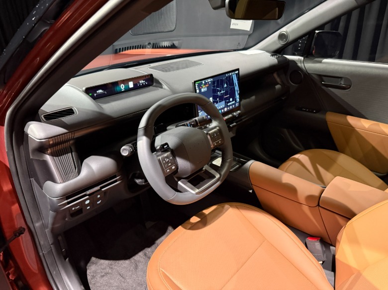 2027 Hyundai Tucson XRT Pro interior
