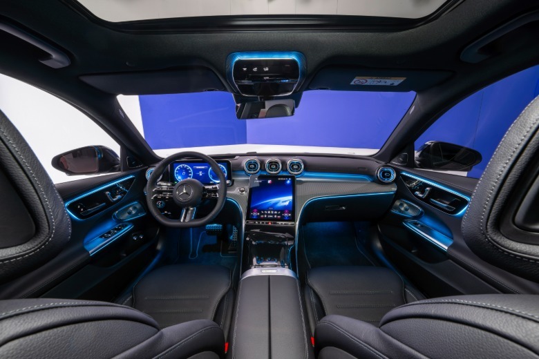 Mercedes-Benz C-Class refresh dashboard