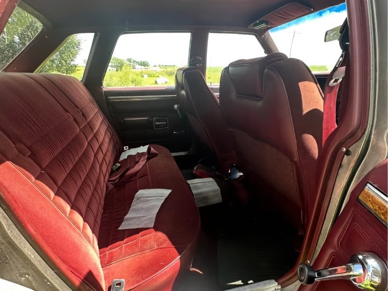 1981 AMC Concord back seat image