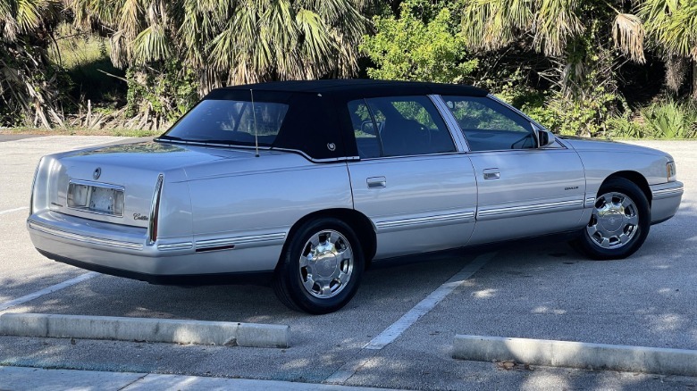 1999 Cadillac DeVille rear 3/4 view
