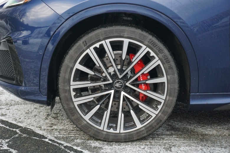 2026 Maserati Grecale Trofeo front wheel
