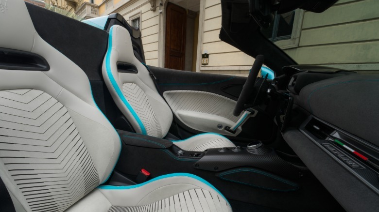 Maserati MCPura Cielo interior